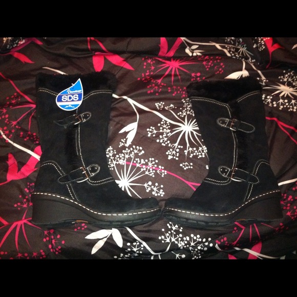 Black Suede Boots!!!💥 NEGOTIABLE 💥