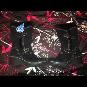 Black Suede Boots!!!💥 NEGOTIABLE 💥