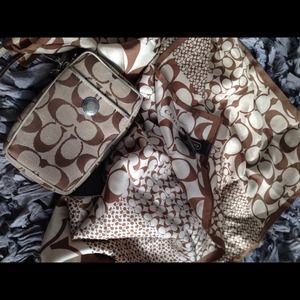 ON HOLD‼️bundle for @christyluvs3