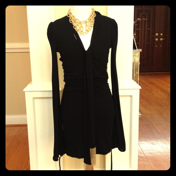 Juicy Couture Dresses & Skirts - NWT Flattering Bird by Juicy Couture (LBD) XS