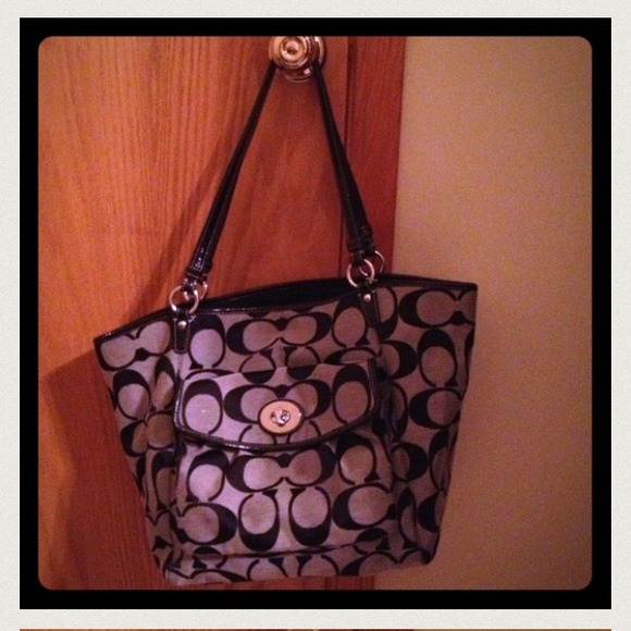 LOOKING FOR THIS BAG WILL ONLY TRADE
