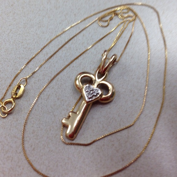Real gold necklace! 🎁Reduced! 😍😍😍
