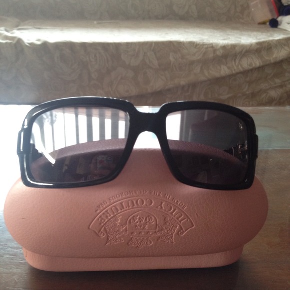 Sold----Authentic juicy couture sunglasses