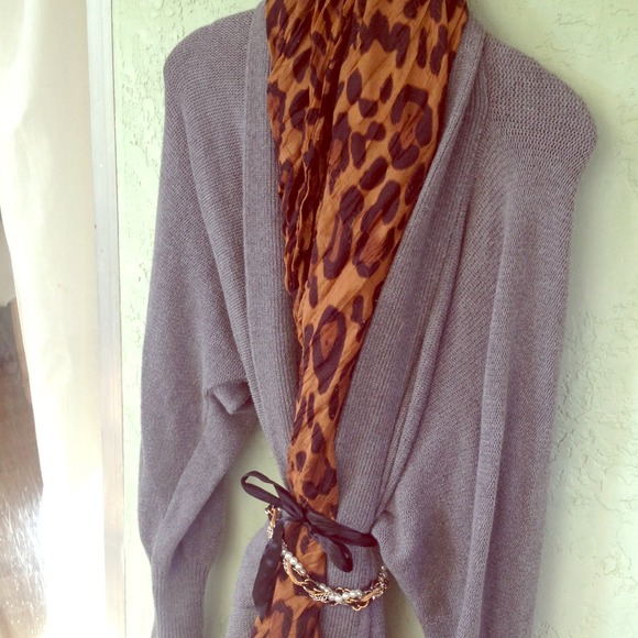 Isabel lu Sweaters - Isabel lu slouchy cardigan