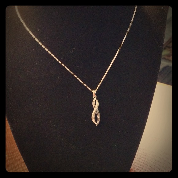 Black & White Diamond SS Necklace