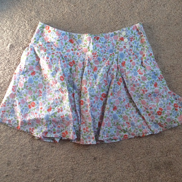 ❌TRADED❌ American Eagle floral skirt