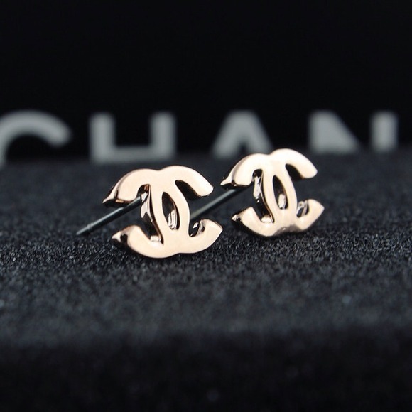 18k rose gold plating double c logo earrings
