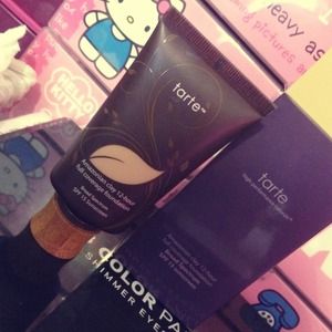 ❌SOLD❌Tarte Amazonian clay foundation.