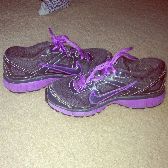 Black and purple nike sneakers