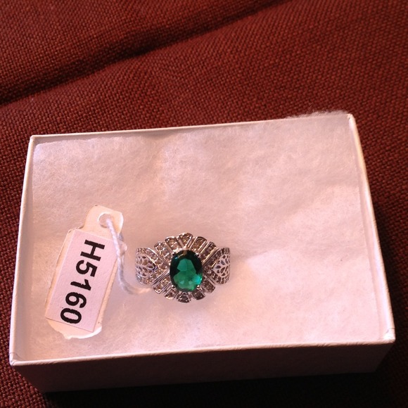 Emerald Sterling Silver Ring