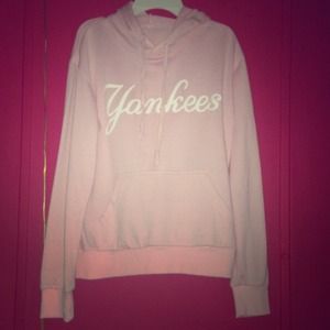 Pink Yankees sweatshirt