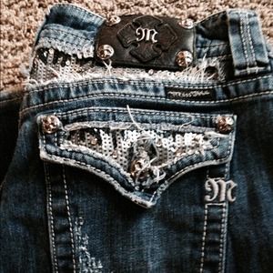 More pics of Miss me jeans size 30 inseam 33