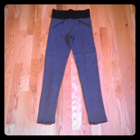 Zara gray jeggins. Great look, comfortable fit.