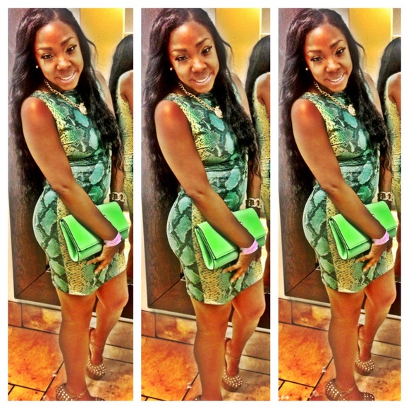 Green Snake Print Dress!!