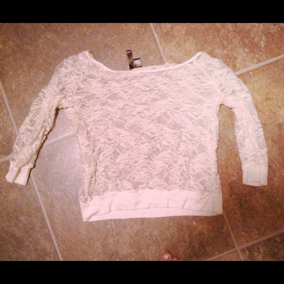 Clothing bundle - Picture 2 of 4