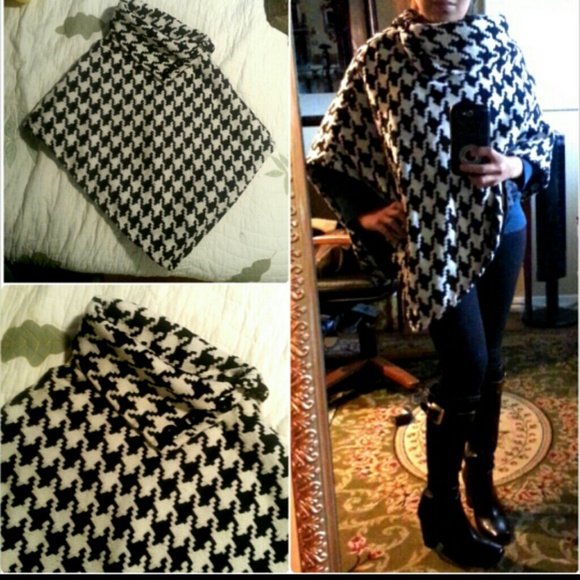 Houndstooth poncho