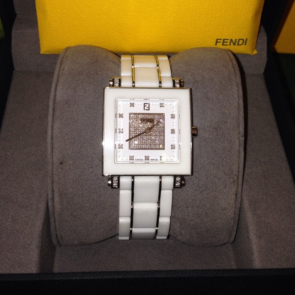 Fendi White Ceramic Quadro Womens Watch - Picture 4 of 4