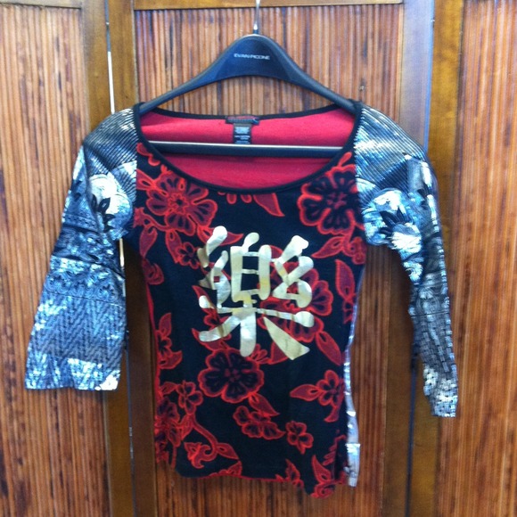 2 vintage custo Barcelona ts