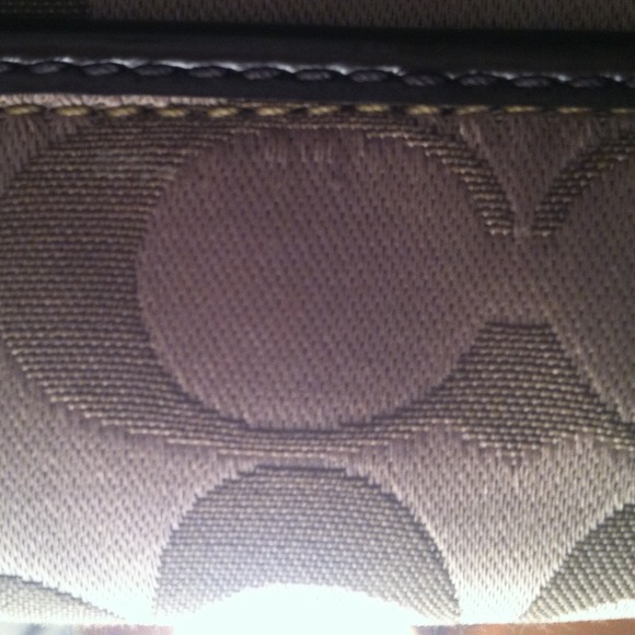 Brown coach wallet clutch - Picture 4 of 4