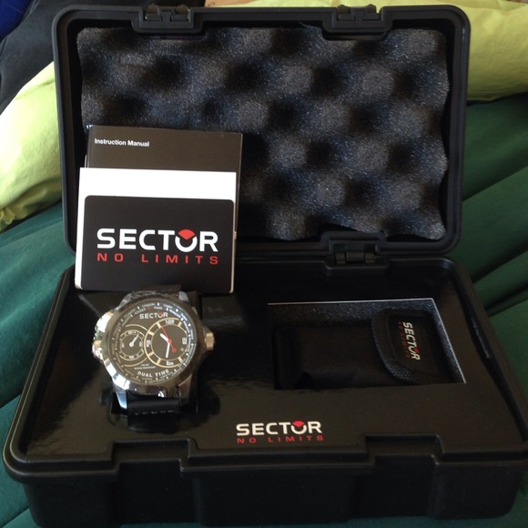 ***SOLD***sector no limits watch - Picture 2 of 4