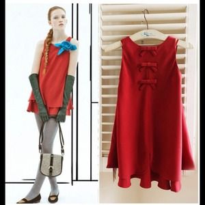 Red sleeveless dress with 3 bow knots at the back