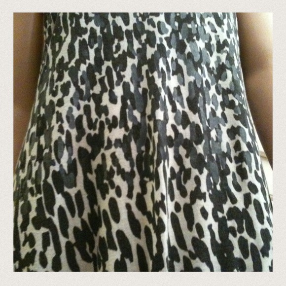 Dress - Picture 2 of 5