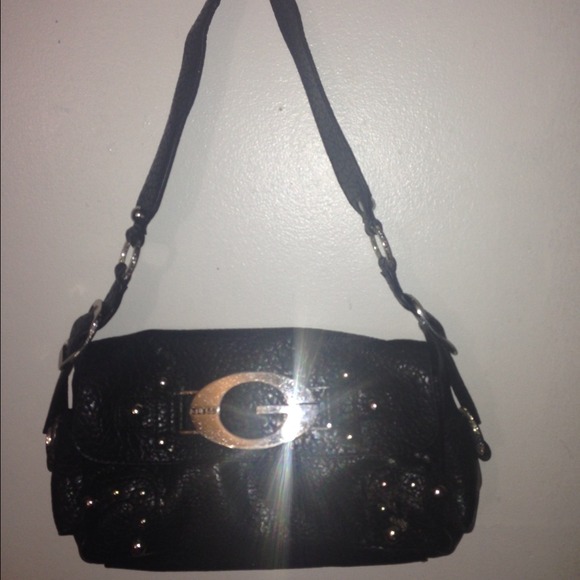 guess handbag - Picture 2 of 4