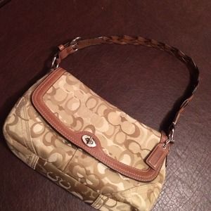 Coach bag reduced to 45 for one day only❗️❗️❗️