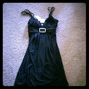 Beautiful balck baby doll dress size S NWT
