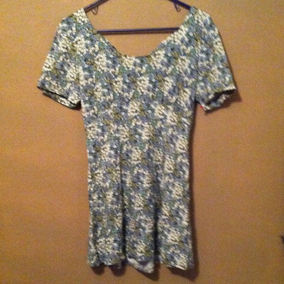 Floral vintage dress