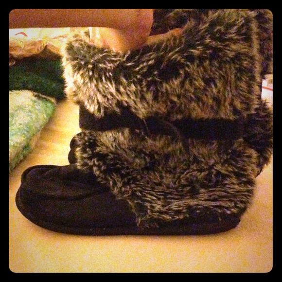 Winter fluffy boots 👢👢