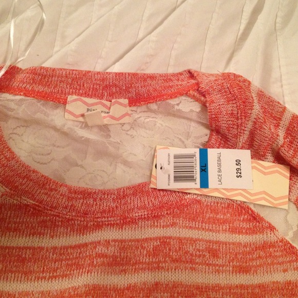 **Sold-Bundled** Lace Backed Sweater - Picture 2 of 3