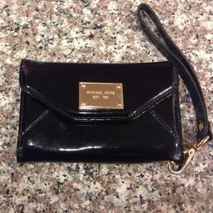 Michael kors iphone wallet case (black)