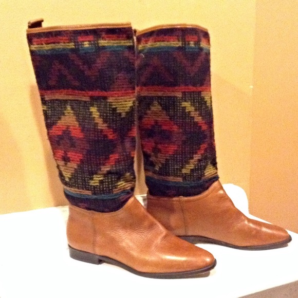 Vintage Leather Navajo Boots - Picture 3 of 4