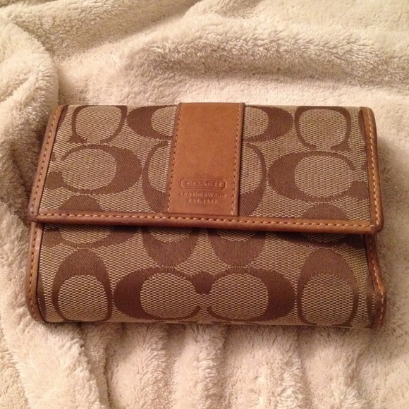 Coach wallet