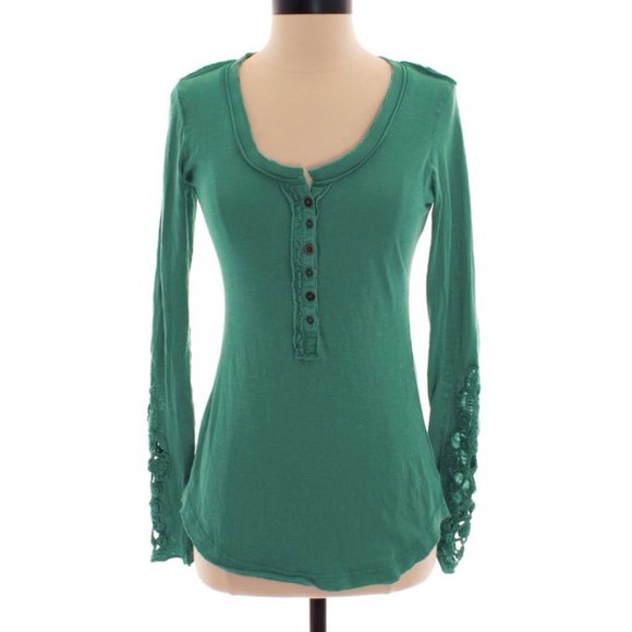 🚫 ON HOLD 🚫 Free People Crochet Cuff Henley