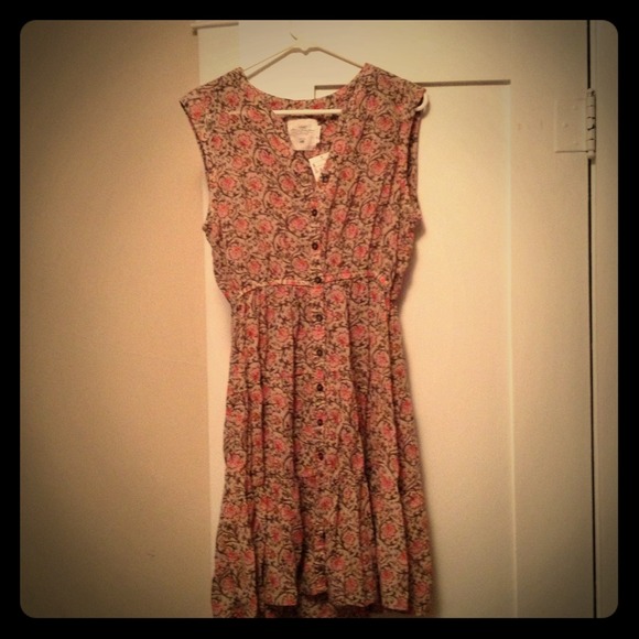 **HOLD**Cute floral button dress/sandals