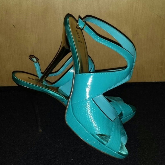 Aqua sandals - Picture 2 of 2