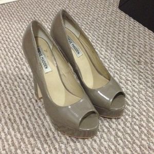 👠 Steve Madden Pumps 👠