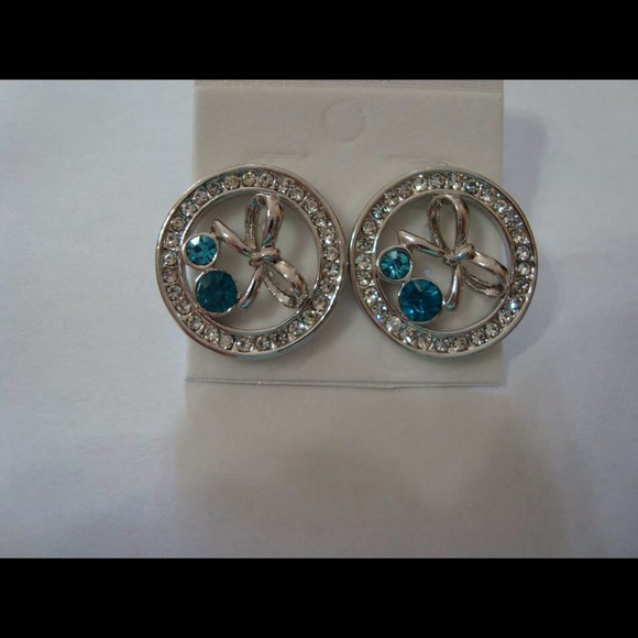 Round Gold Plated Earrings with Austrian Crystals
