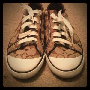 Woman's coach shoes!