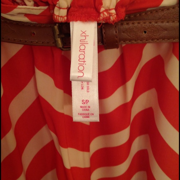 🌟 Host Pick 12/16 🌟Pleated Chevron Skirt W/ Belt - Picture 3 of 4
