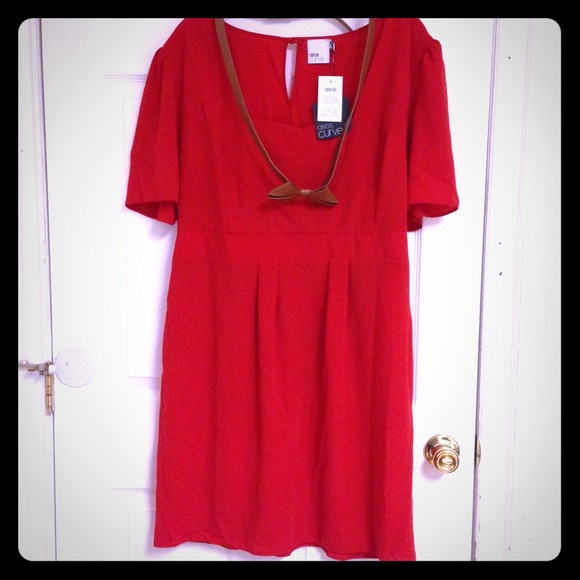 ✂️PRICE CUT✂️ASOS Plus Size Red Belted Tulip Dress