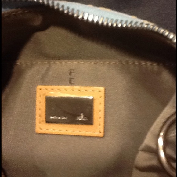 ❌SOLD locally❌Authentic FENDI bag - Picture 3 of 3