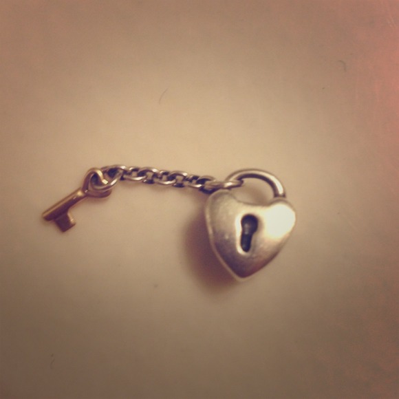 ❌Sold❌Authentic Pandora key to my heart charm