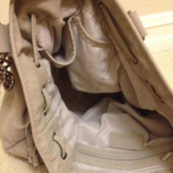 Express large grey/bone hobo bag with chains - Picture 3 of 4