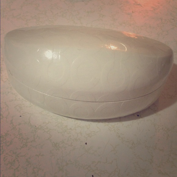 Authentic Coach sunglasses case NWOT 😎 - Picture 1 of 2