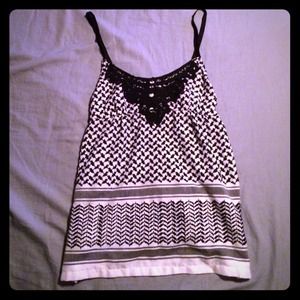 Houndstooth top