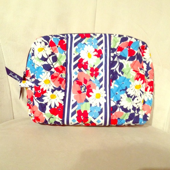 Bundles🌺 Vera Bradley Large Cosmetic x2