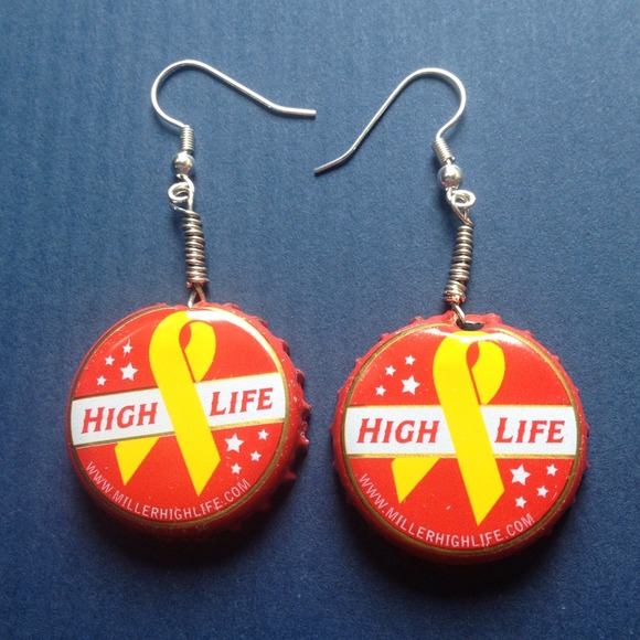 High Life Beer Bottle Cap Earrings. - Picture 1 of 1